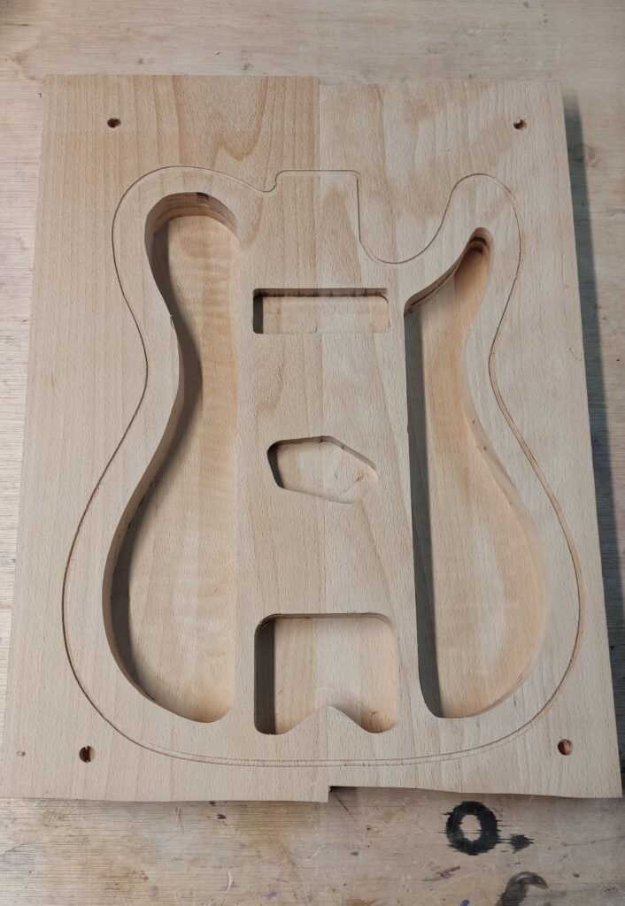 T-type thinline body semi-hollow